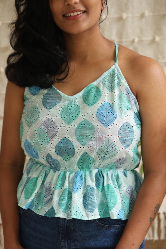 Martini sleeveless crop top Martini sleeveless crop top